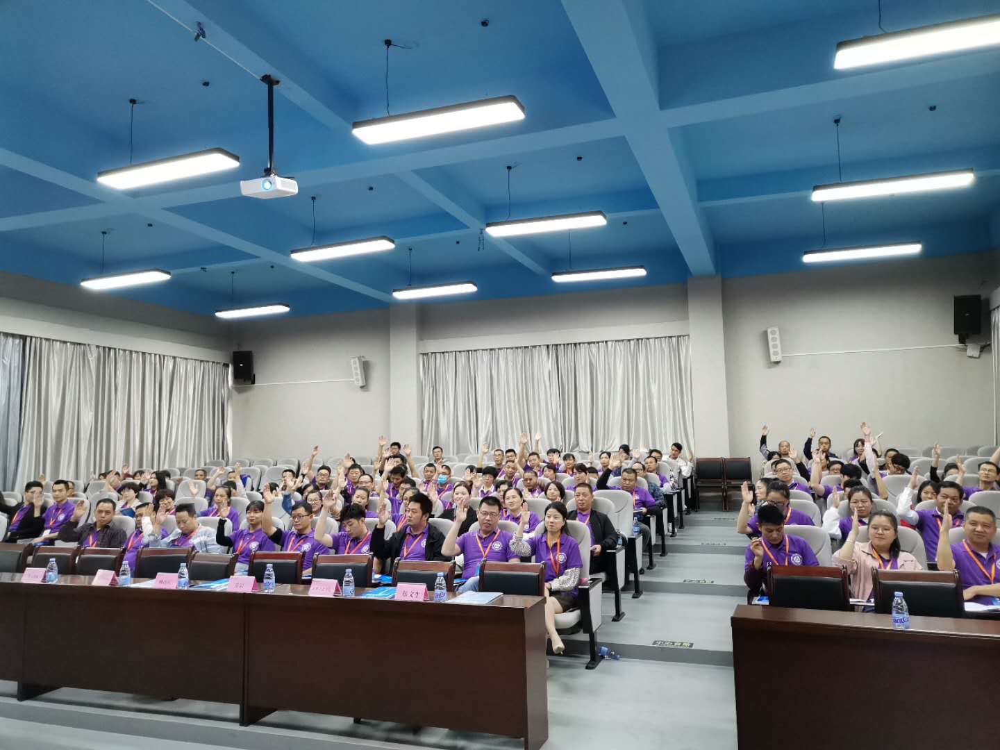 1601474763644091721.jpg 课程现场.jpg