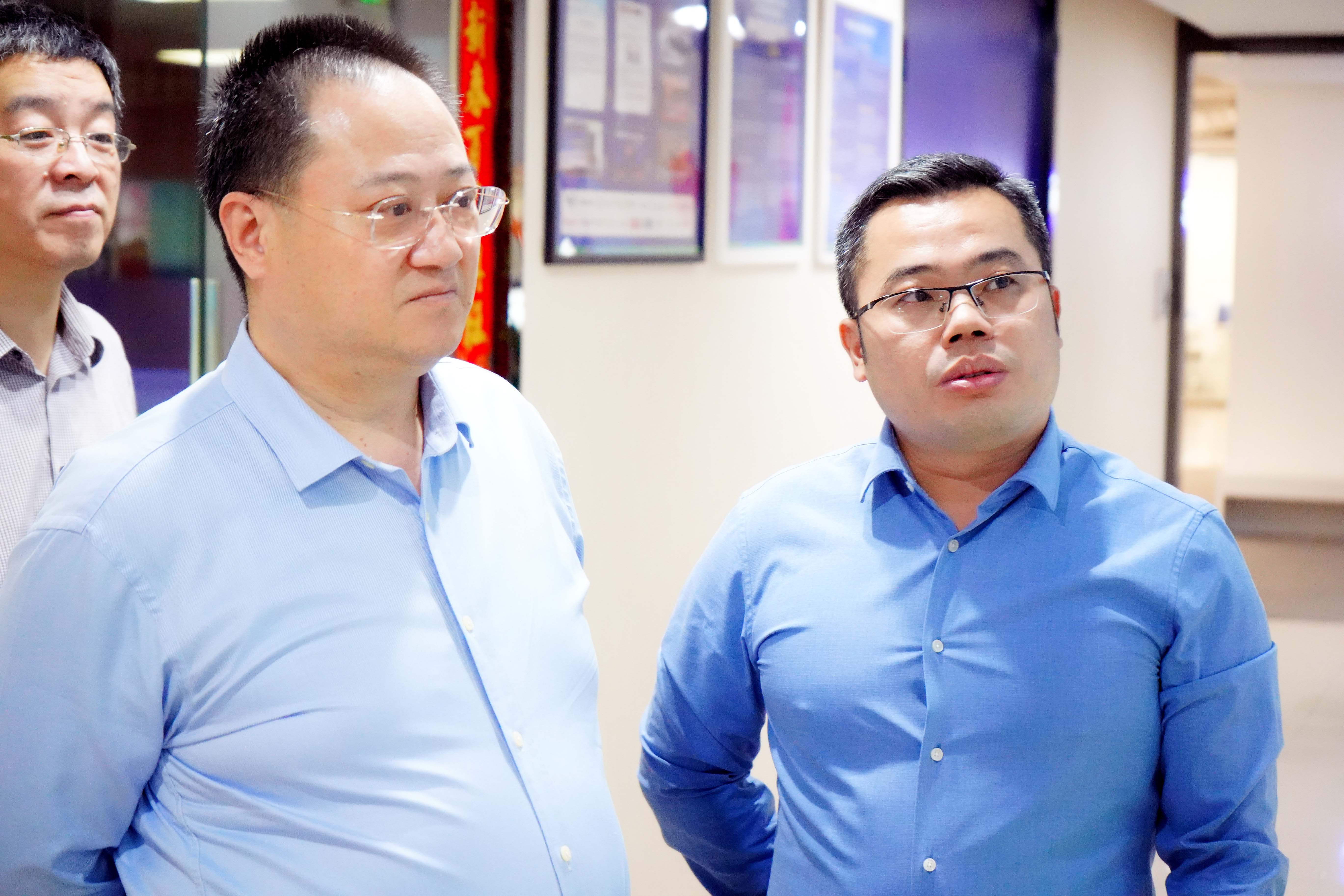 1603864674826062043.jpg 参观2.jpg